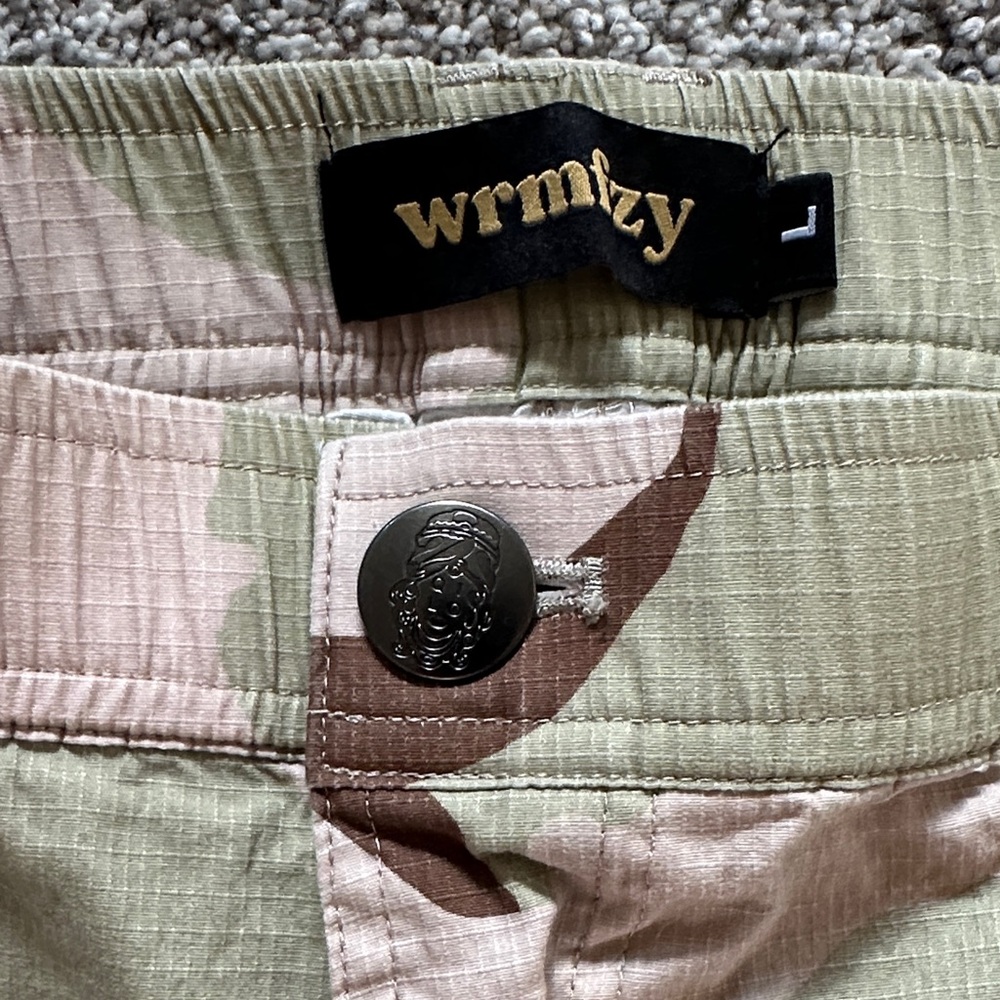 Men's Desert Camo Cargo Pants - Green Tan Brown - Picture 2 of 4